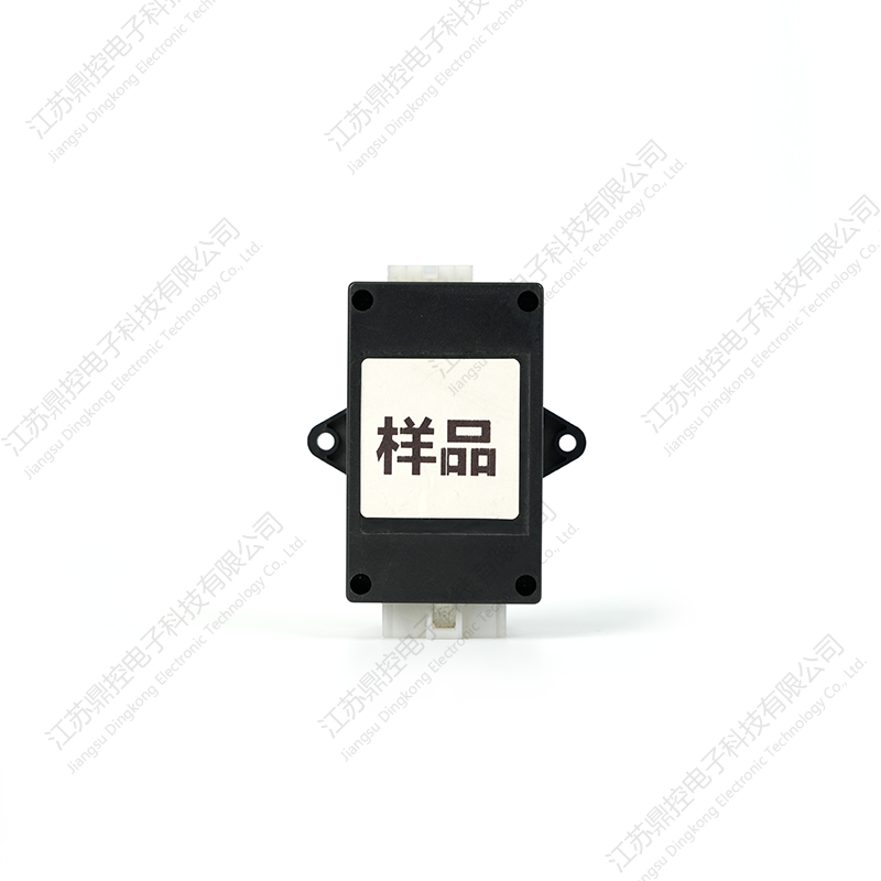 DK-45 négygombos Boss kapcsoló (a funkciók testreszabhatók)